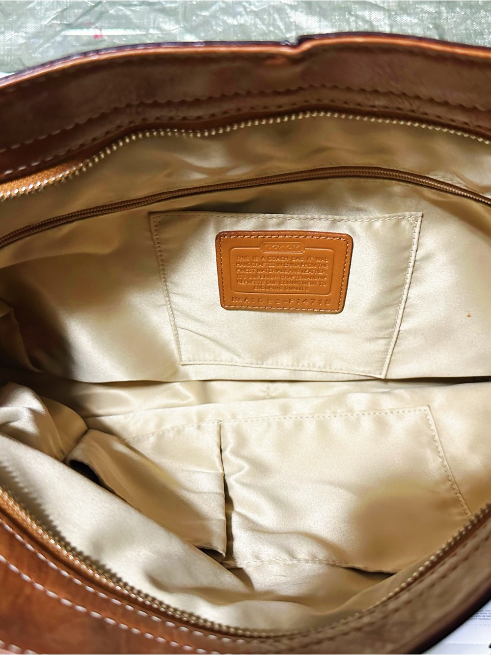 Vintage Coach soho Shoulder Bag Tan & Brown Signature Canvas - Picture 14 of 17